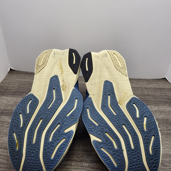 New Balance Sneakers Mens 9 D FuelCell Rebel V4 MFCXLK4 Blue Running Gym Shoes - Picture 8 of 11